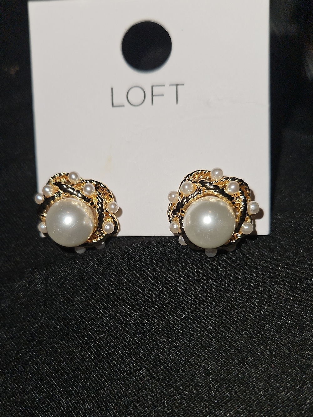 LOFT Gold Pearl Cluster Stud Earrings - Cream and Gold